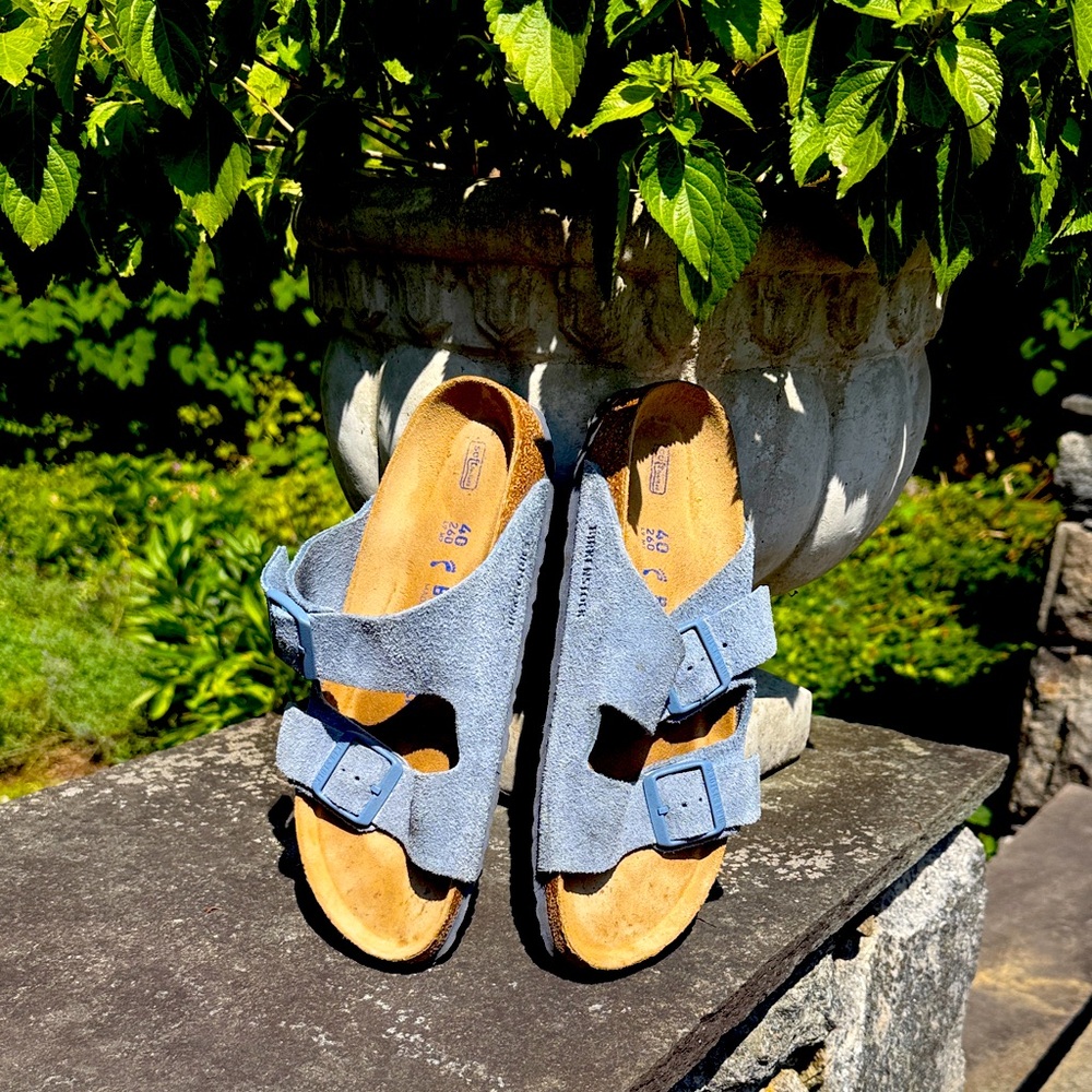 Birkenstock Arizonas - Nearly new periwinkle suede